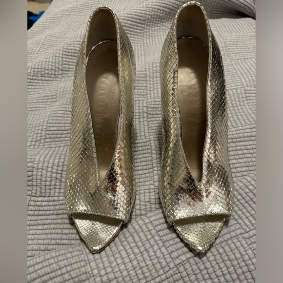 Burberry metallic wedges - Picture 2 of 4